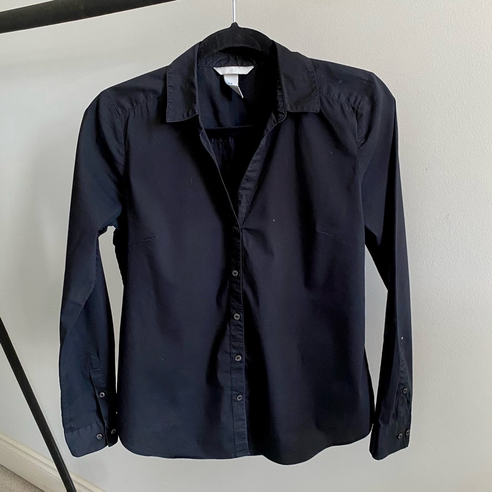 Black V-Neck Button Up Blouse